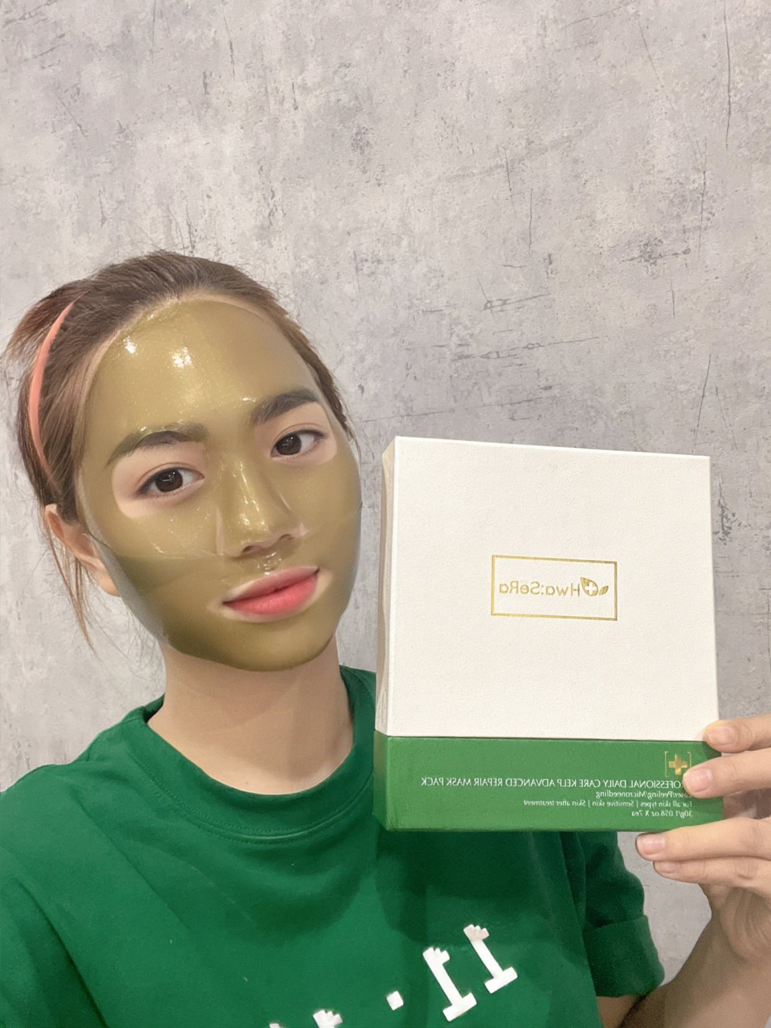 Đắp mặt nạ 2-3 lần/tuần sẽ giúp da căng mọng, mịn màng, giảm mẩn đỏ và cháy nắng. Đắp mặt nạ 2-3 lần/tuần sẽ giúp da căng mọng, mịn màng, giảm mẩn đỏ và cháy nắng.